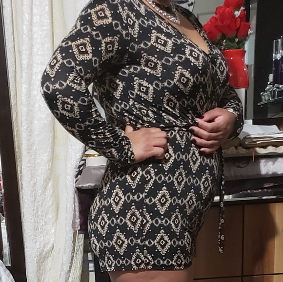 mini Romper size Medium stretch black and white - Picture 5 of 8